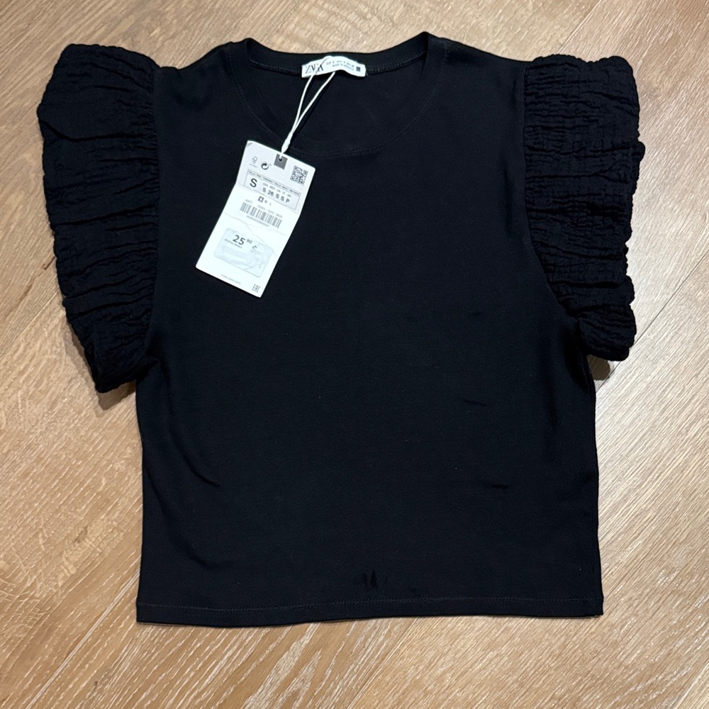 NWT Zara Black Muslin Cotton Ruffled Sleeve Crop Top